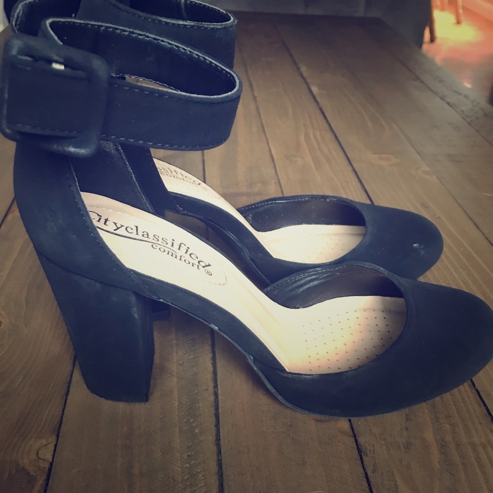 Black Strap Block Heel